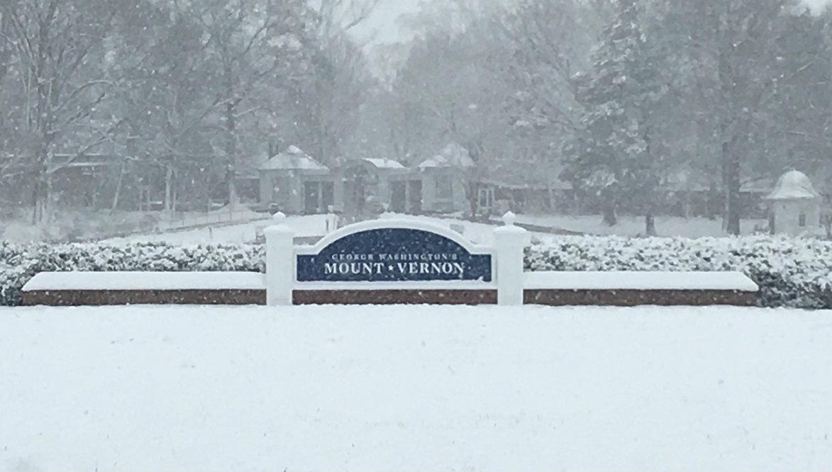 Mount Vernon sign in snow